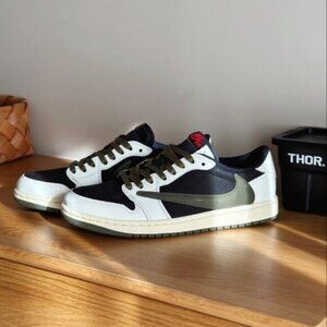 Travis Scott x Air Jordan 1 OG SP Low Black Olive